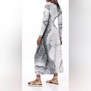 MAKING THE CUT Womens Wide Crew Neck Maxi Dress Graphic Grey White Size Small